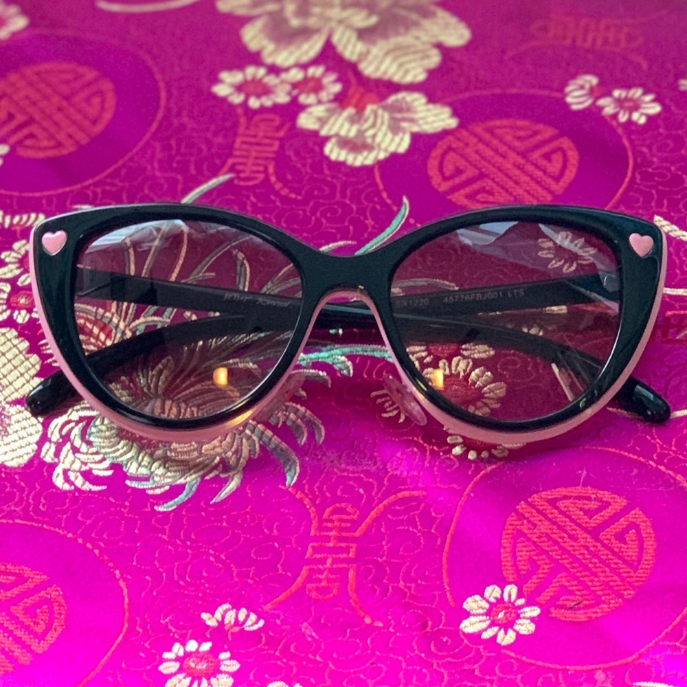 Betsey Johnson All Heart Sariah Sunglasses